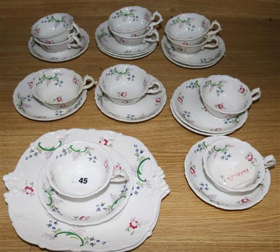 A Victorian porcelain teaset